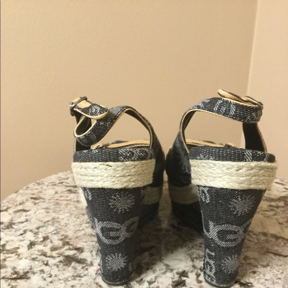 UGG Australia wedge size 8 - Picture 3 of 8